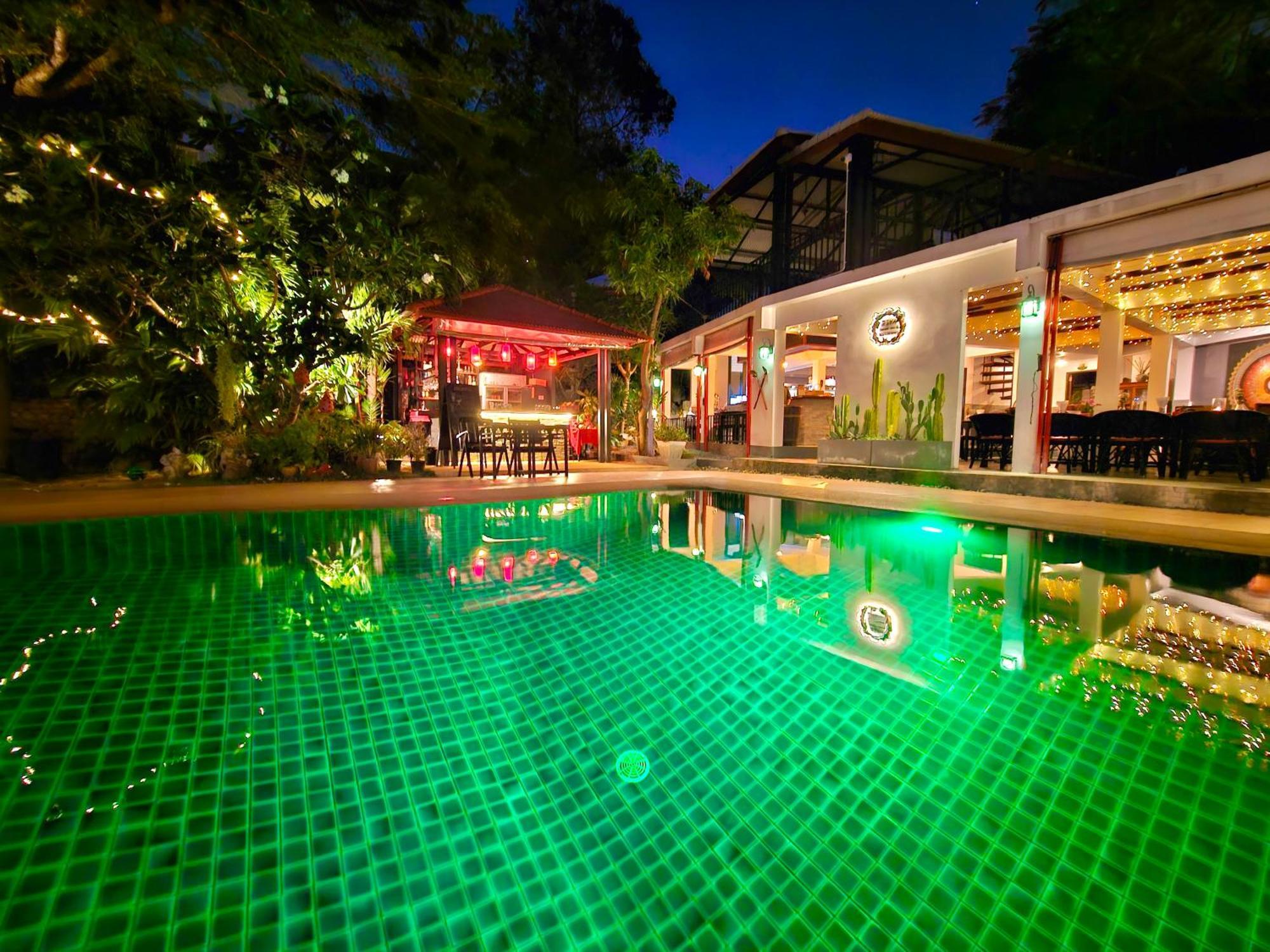 Cinnamon Beach Villas Plage de Lamai Extérieur photo